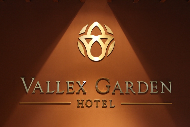«Валекс Гарден Хотел» гостиничный комплекс Logo